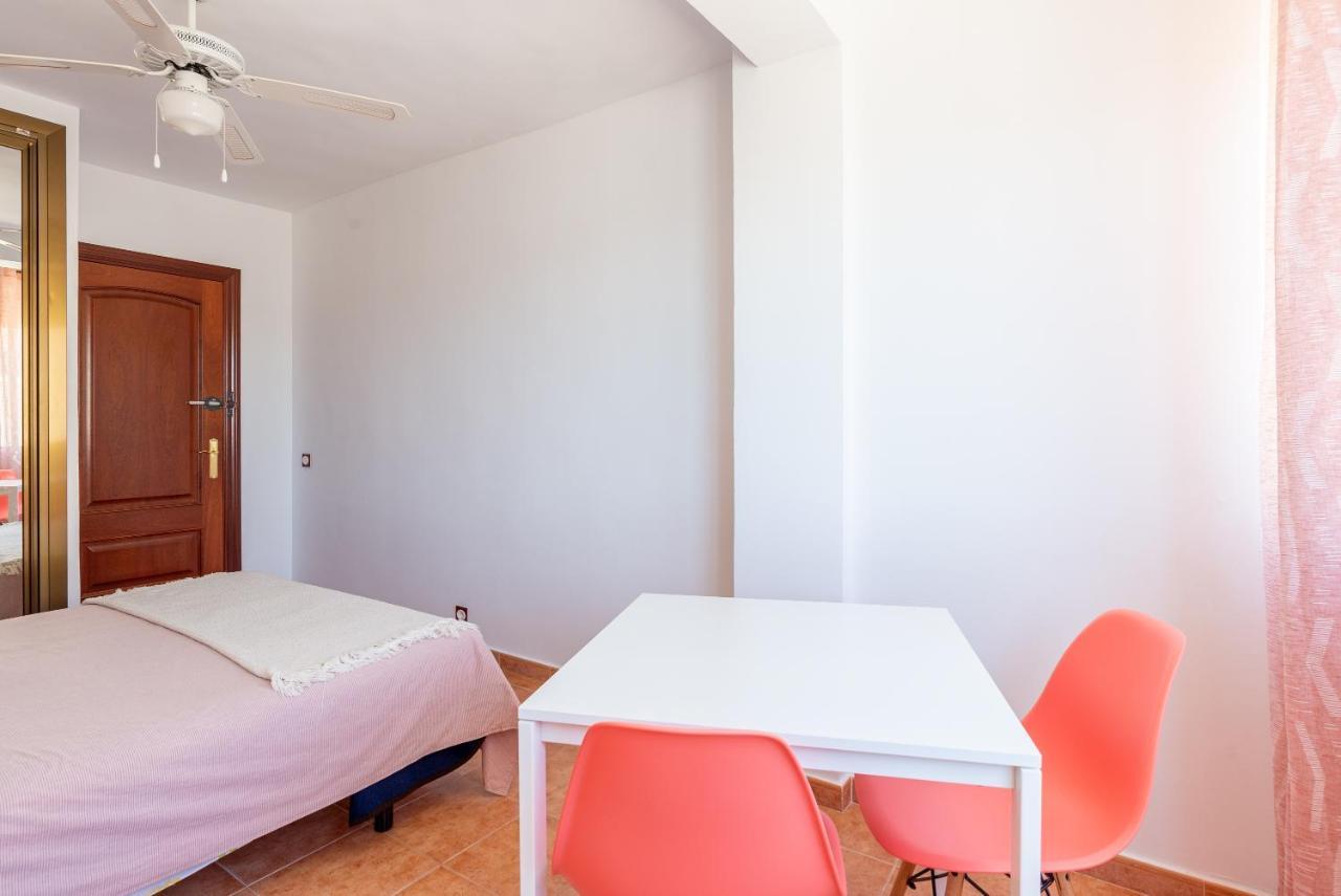 דירות מאלגה Sunny Harbor House מראה חיצוני תמונה